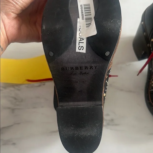 Burberry Black Lace-Up Boots with Red Accents - Picture 7 of 15